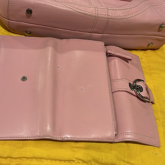 Vintage Coach Handbag with Wallet Set - Picture 3 of 6